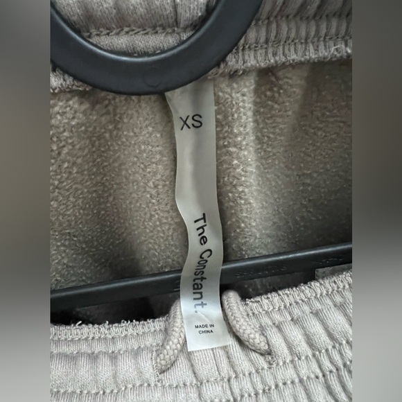 Aritzia Sweatpants Bundle (XS,2XS) - Picture 9 of 10